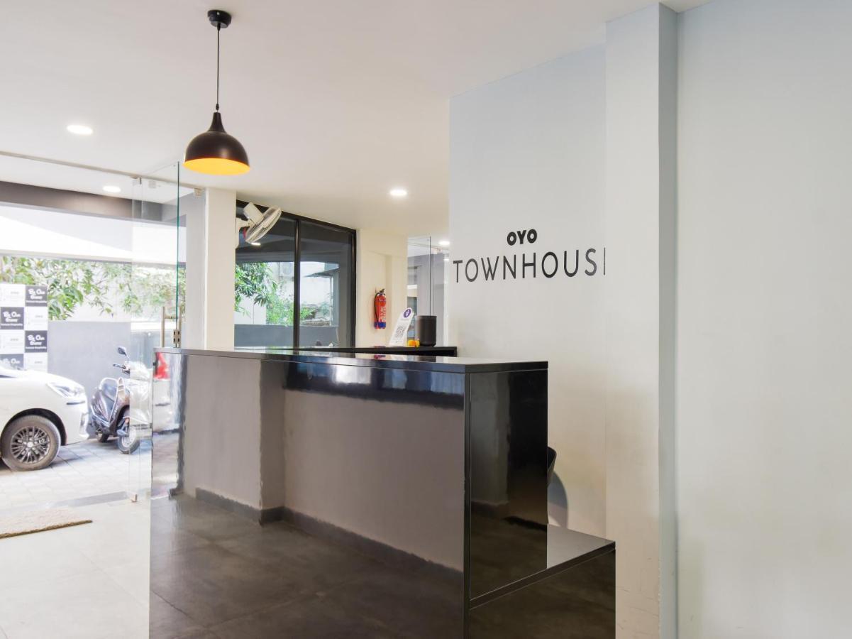 Oyo Townhouse 498 Hotel Western Nagpur Ngoại thất bức ảnh
